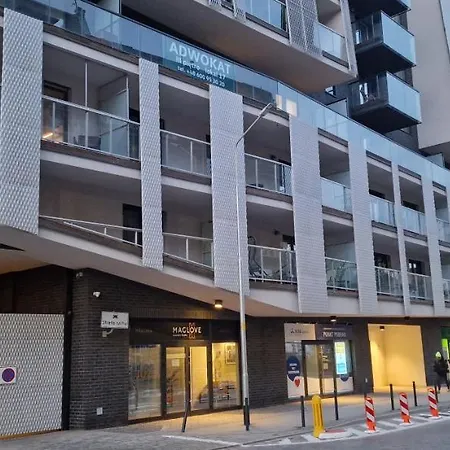 River Deluxe Atal Towers Lejlighed