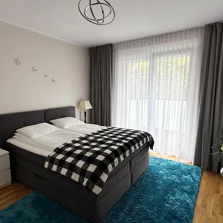 River Deluxe Atal Towers Lejlighed