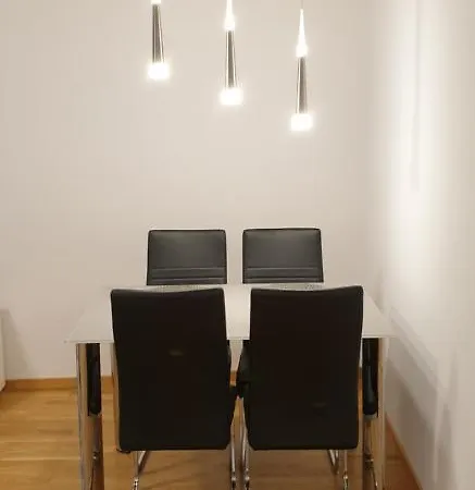 Appartement River Deluxe Atal Towers