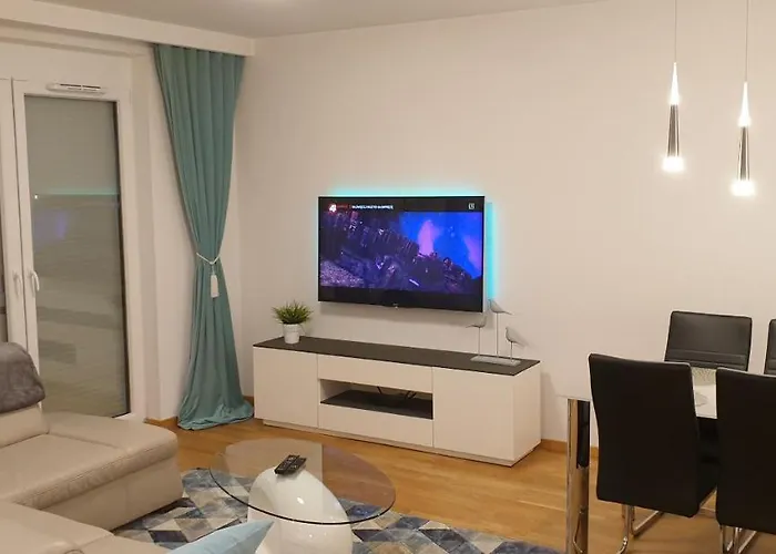 River Deluxe Atal Towers